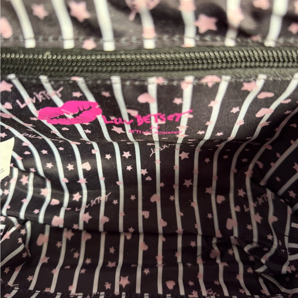 Betsy Johnson NWT Pink Quilted Handbag - Picture 6 of 6